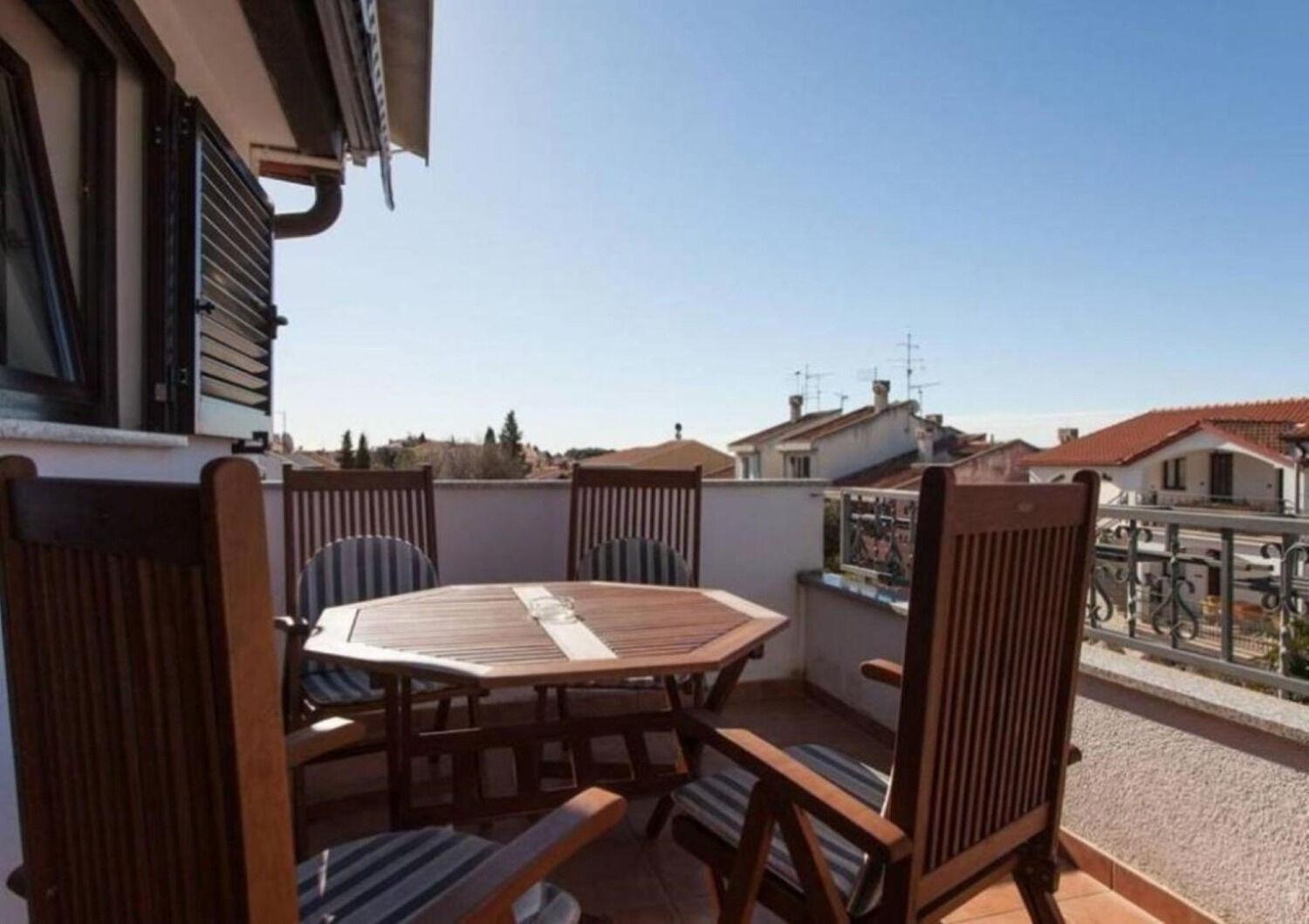 Apartments Berto - 500M To The Beach Rovinj Exterior photo