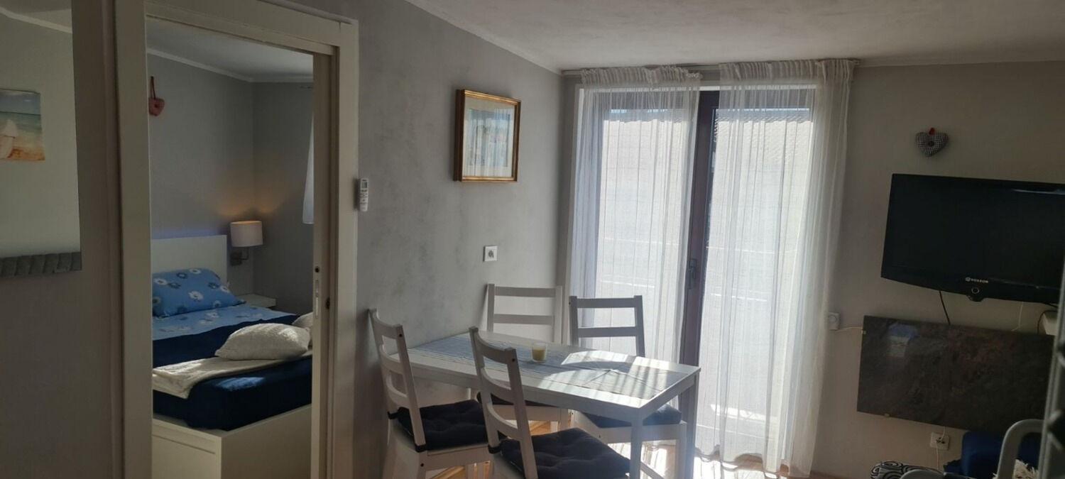 Apartments Berto - 500M To The Beach Rovinj Exterior photo